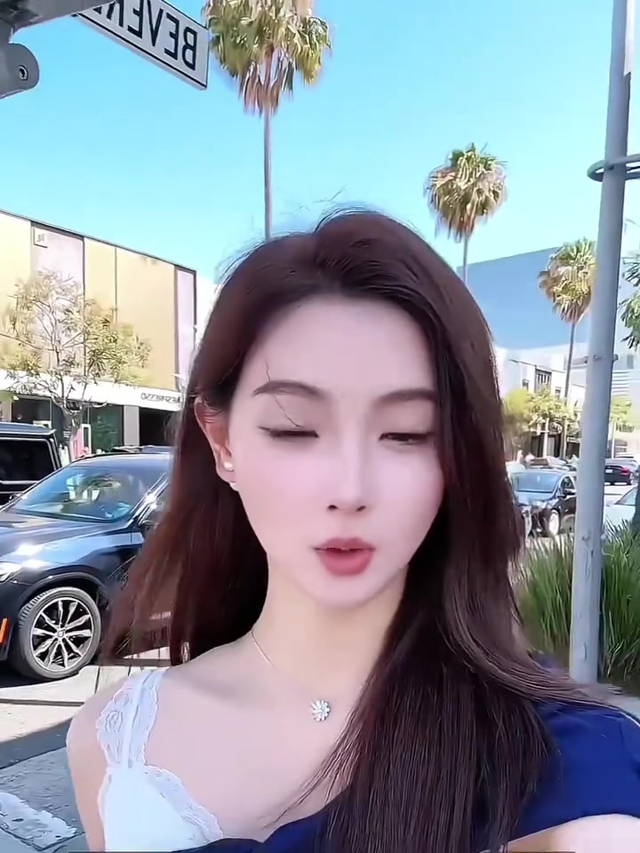真滴是愛(ài)了美女主播金佳悅曬出旅行照wakewake