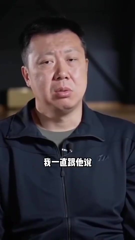 王治郅此前楊瀚森的速度跟不上現(xiàn)代籃球的節(jié)奏19歲都下不了快攻