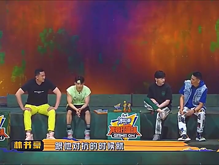 連手掌都有肌肉林書豪曾談?wù)材匪棺儜B(tài)級(jí)身體實(shí)在沒法比