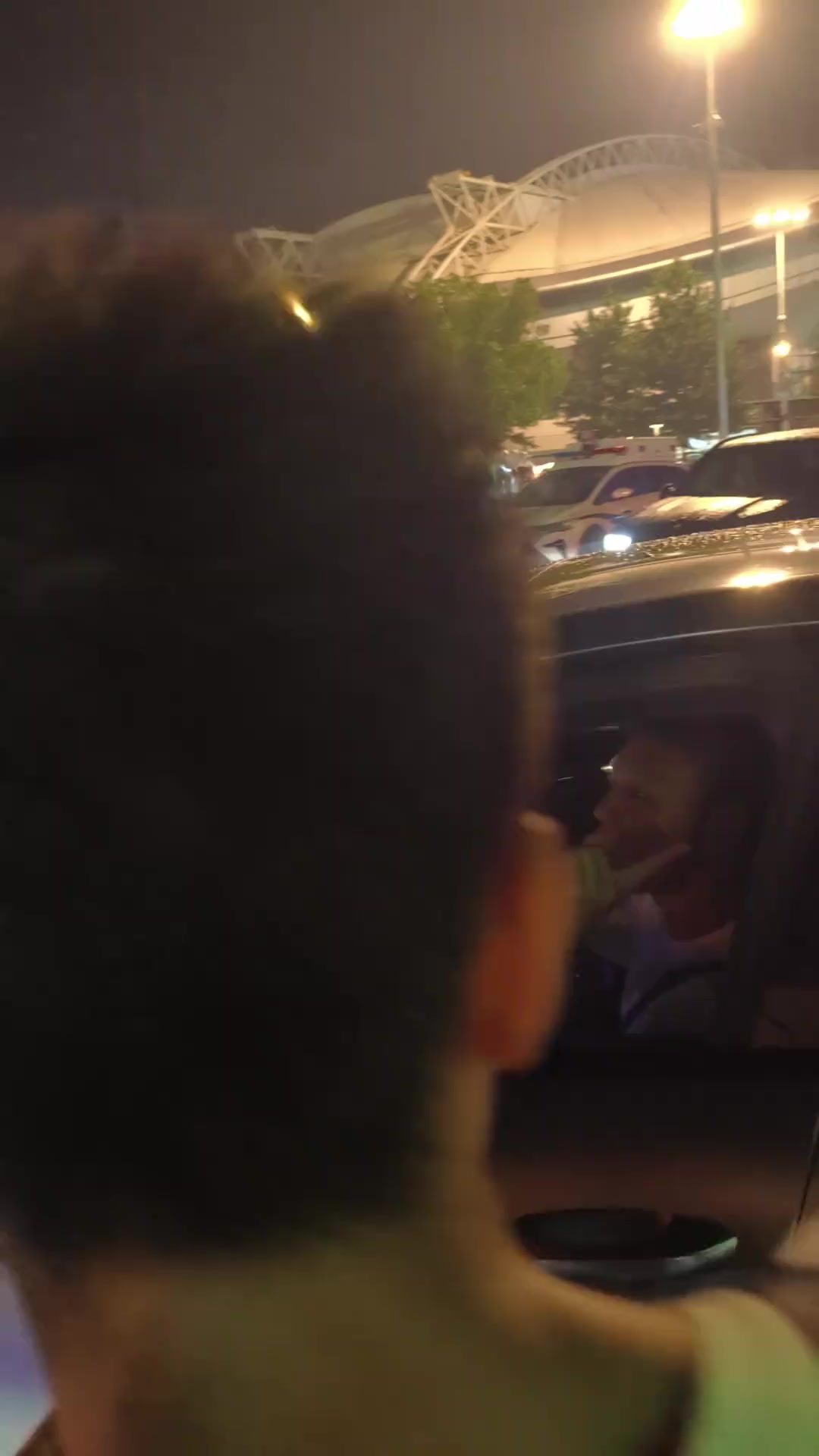 這可能是王鈺棟想學(xué)開車的原因之一王玉棟還沒來得及考駕照