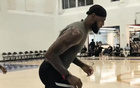 新款LeBron 23訓練上腳體驗，老詹簽名鞋顏值搶眼。